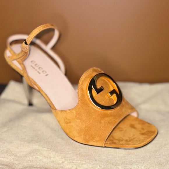 💰⬇️ GUCCI
Blondie Slingback Sandals
7US / 37EU - Picture 8 of 16